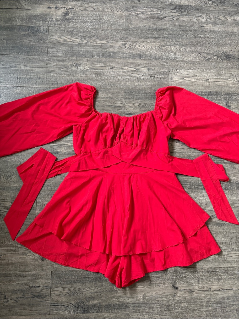 LYANER Red Puff Sleeve Peplum Romper